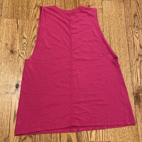 Lululemon Pink Tank in excellent condition! - Picture 2 of 3